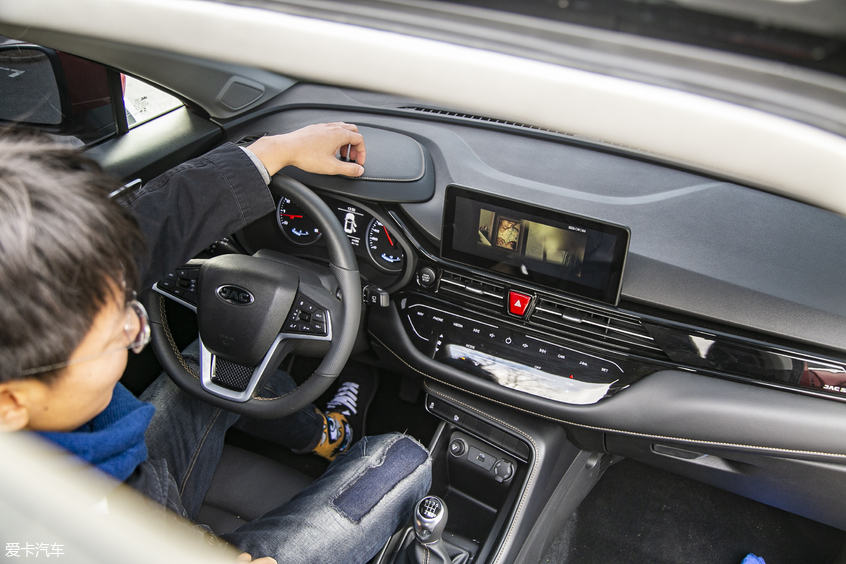 江淮瑞風(fēng)S4