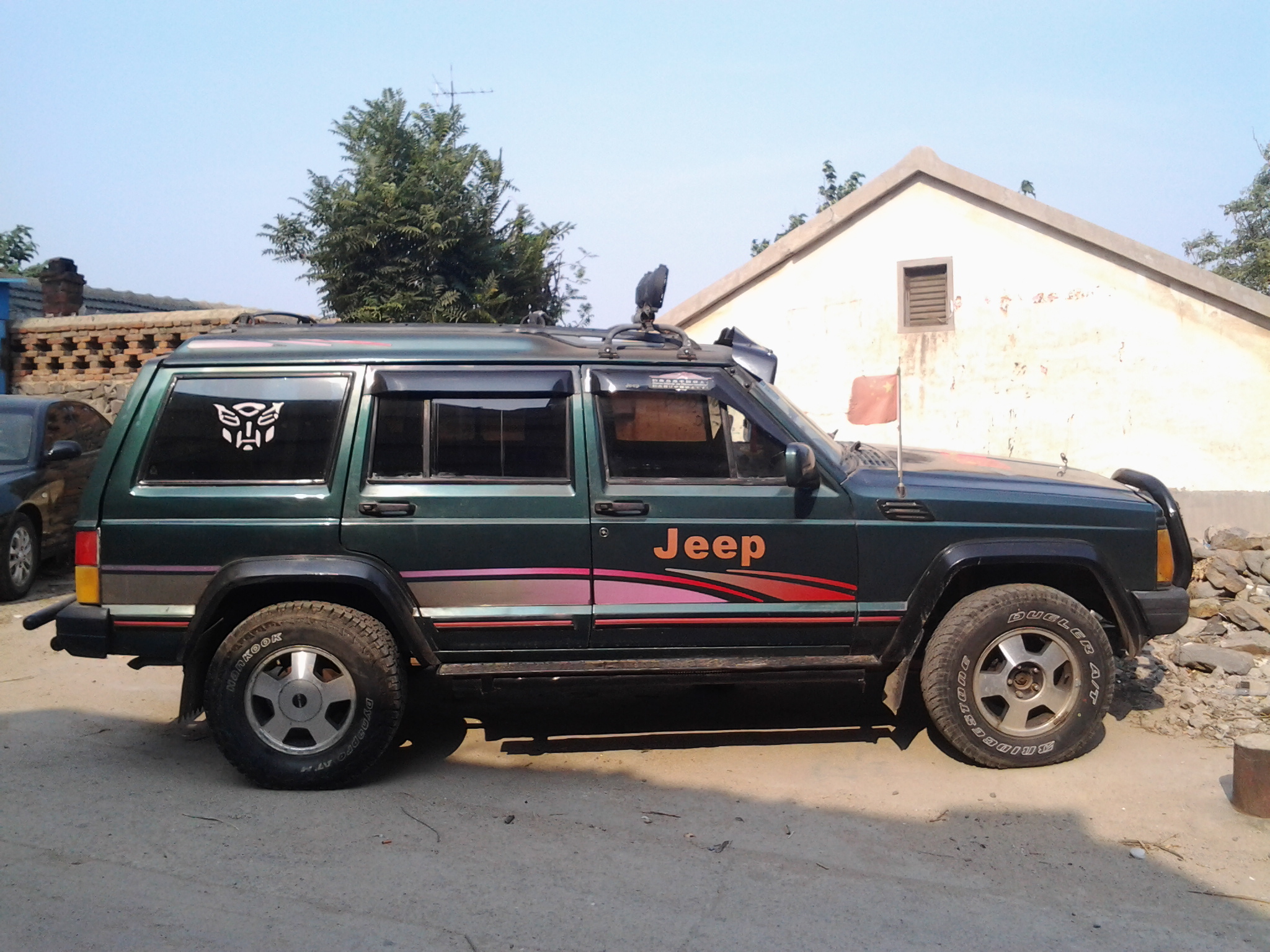 【烟台市】切诺基 1997款 bj2021a6l