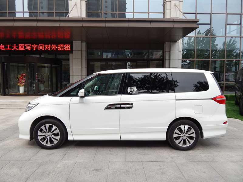 本田 艾力绅 2013款 2.4l vti-s navi 尊贵导航版