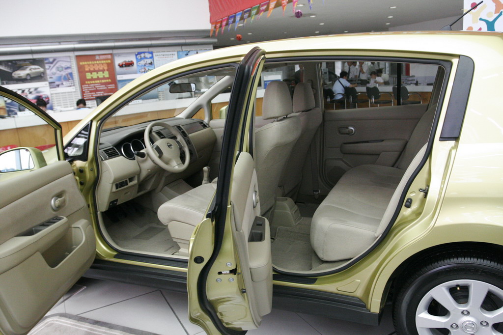 日产tiida 2006款 1.6gs at
