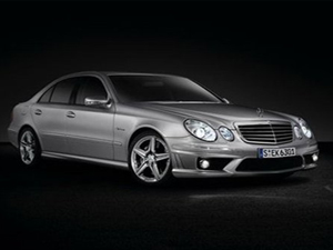 2004���E��63 AMG����