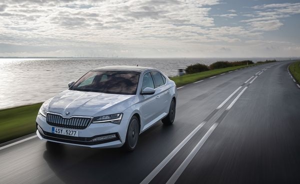 skoda大改款superb有望2023年现身,将成燃油车告别作?