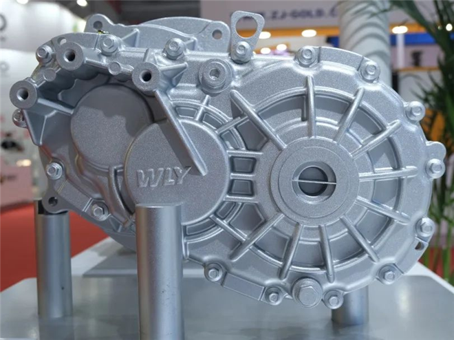 cvt25 cvt18 乘用车变速器方面,万里扬展台星光熠熠.