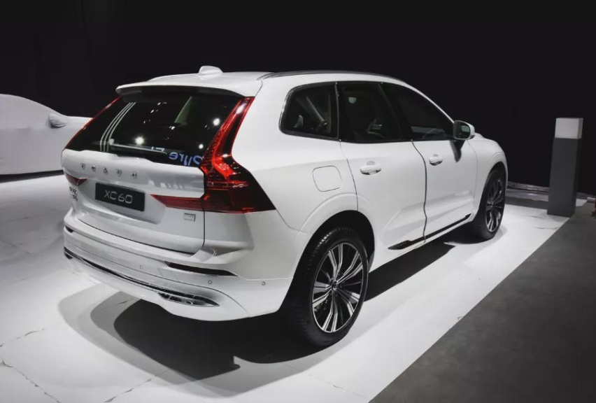 2022款沃尔沃xc60新能源车型上市为何要谨慎对待