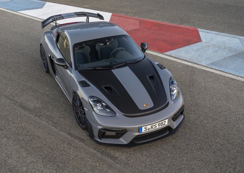 详解保时捷718caymangt4rs