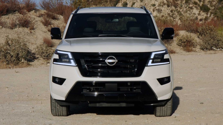 2021-nissan-armada-exterior-front-view.jpg