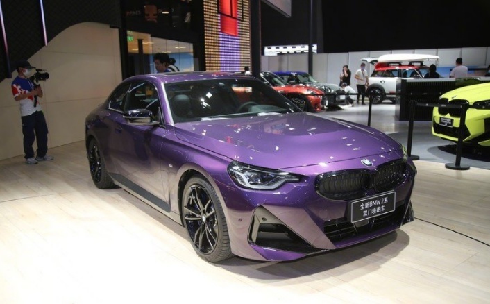 广州车展重磅车型十八:全新宝马2系coupe,紫色车身涂装!