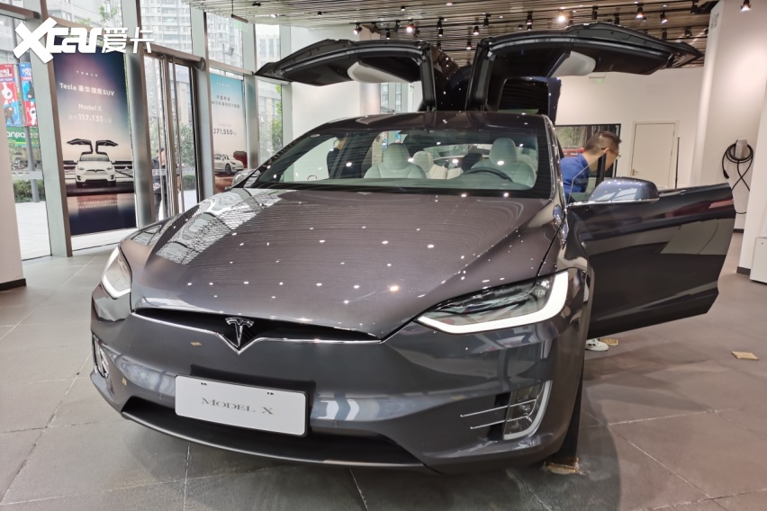 特斯拉高端车model x 新店抢先看,避北京车展高峰扎堆