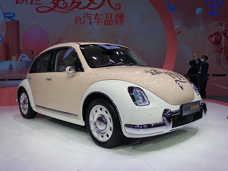 2021甲壳虫新车报价,甲壳虫汽车2021款报价 2021成都车展:造型酷似"甲壳虫"!实拍欧拉芭蕾猫