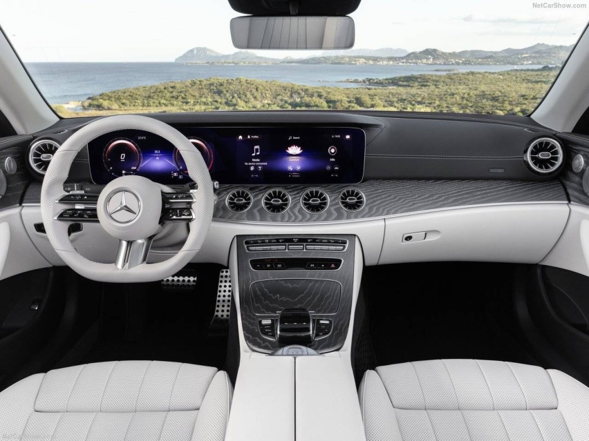 mercedes-benz-e-class_cabriolet-2021-1280-19.jpg