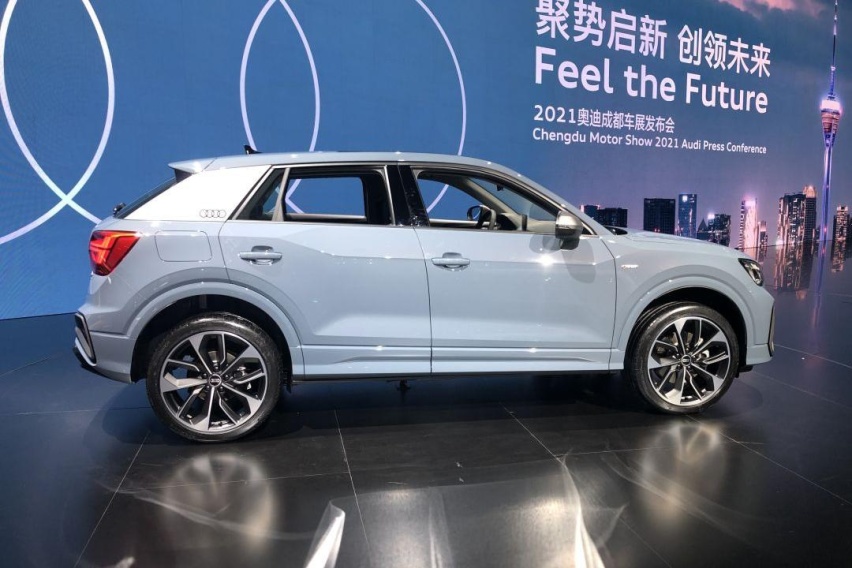 奥迪q2l新款2021参数,奥迪q2l新款2020图片 2021成都车展丨定制"酷盖"彰显个性 新款奥迪q2l上市售22.88