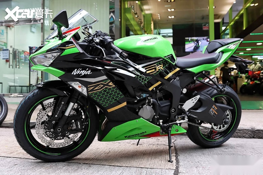 零百加速32秒极速299kmh川崎zx6r新款来袭