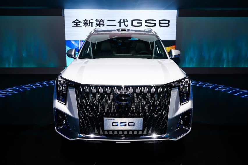 广汽传祺首款油电混合混动智能车型,全新第二代gs8将于12月上市