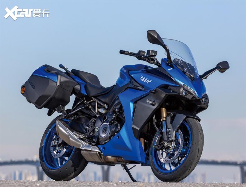 车头扁平似鲶鱼铃木2022款gsxs1000gt公升级四缸休旅车