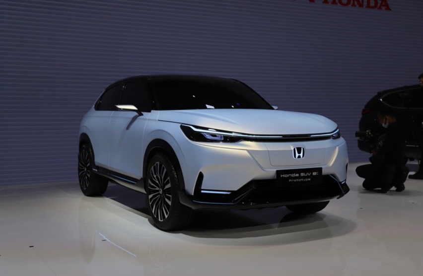 作为东风本田在国内的首款纯电suv车型,它将作为东本纯电转型的生力军