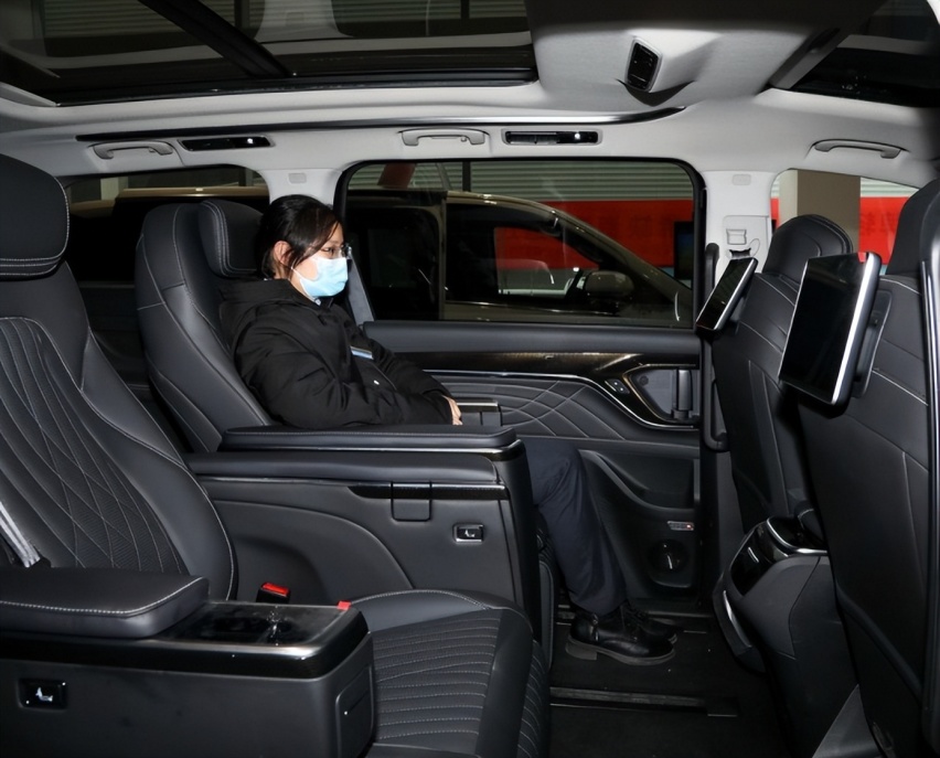 五一出游好帮手!上汽大通maxus g90前来报到,外观大气,提供7座