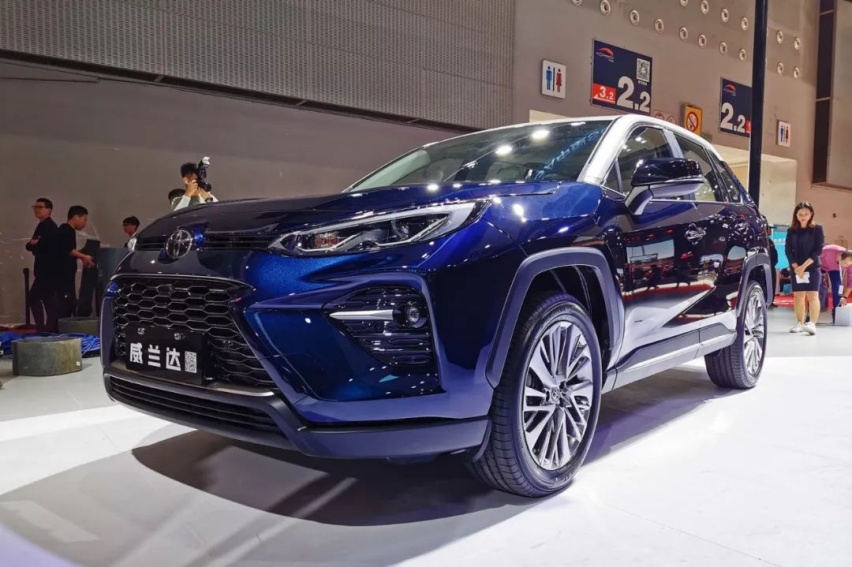 威兰达是广汽丰田旗下的第一款紧凑型suv,同时也是rav4荣放(参数