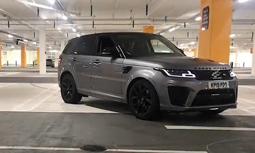 2020款路虎揽胜sport svr深度参观,精致霸气
