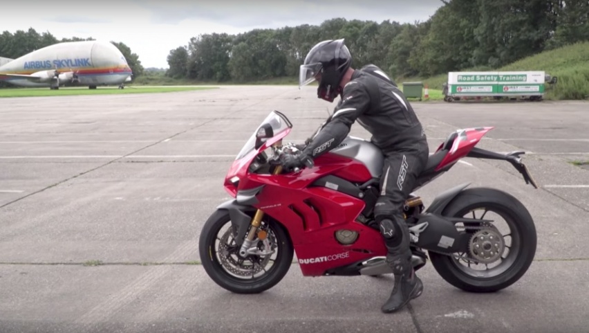 杜卡迪PanigaleV4R,杜卡迪panigalev4 杜卡迪panigale v4r
