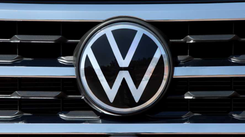 这次是真换logo大众换更具现代感的全新vw标志