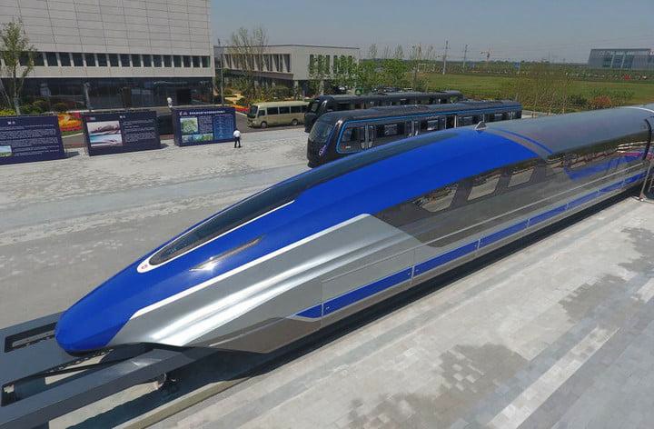 600km/h的中国磁悬浮列车在山东正式下线,外媒的评价良好