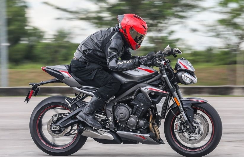 凯旋2020款streettriple765rs试驾测评