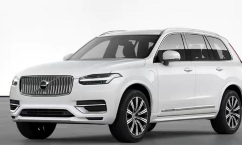 沃尔沃xc 90 混动车型爆炸且波及其它车辆,具体原因官方尚未回应