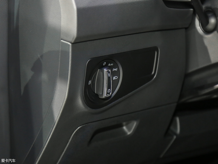 2019;^LԴ 430 PHEV Ş