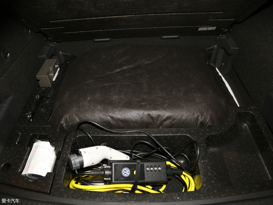 2019;^LԴ 430 PHEV Ş