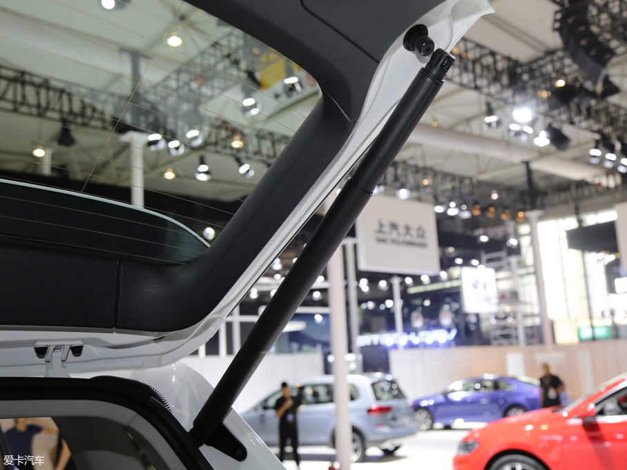 2019;^LԴ 430 PHEV Ş