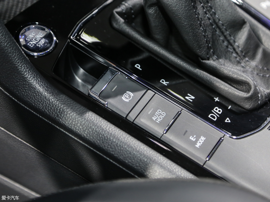 2019;^LԴ 430 PHEV Ş