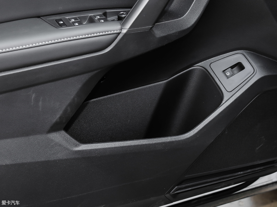 2019;^LԴ 430 PHEV A