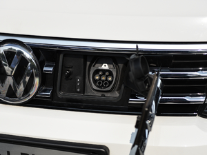 2019430 PHEV Ş (x)(ji)^