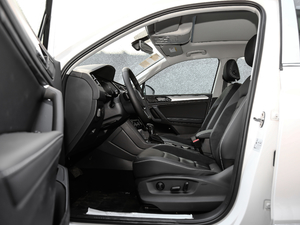 2019430 PHEV A ǰſg