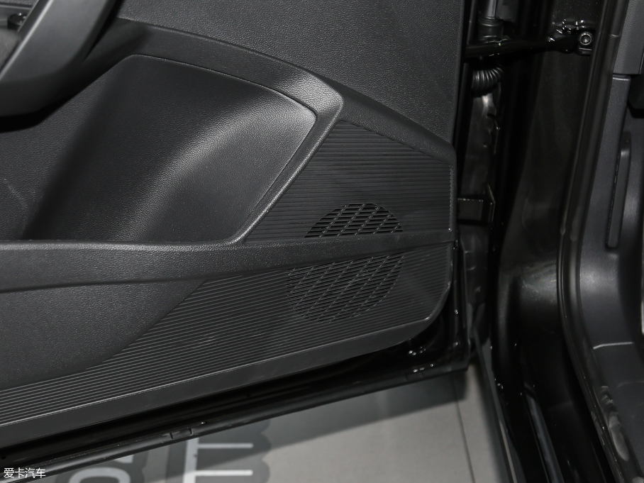 2019; 280TSI L(fng)а