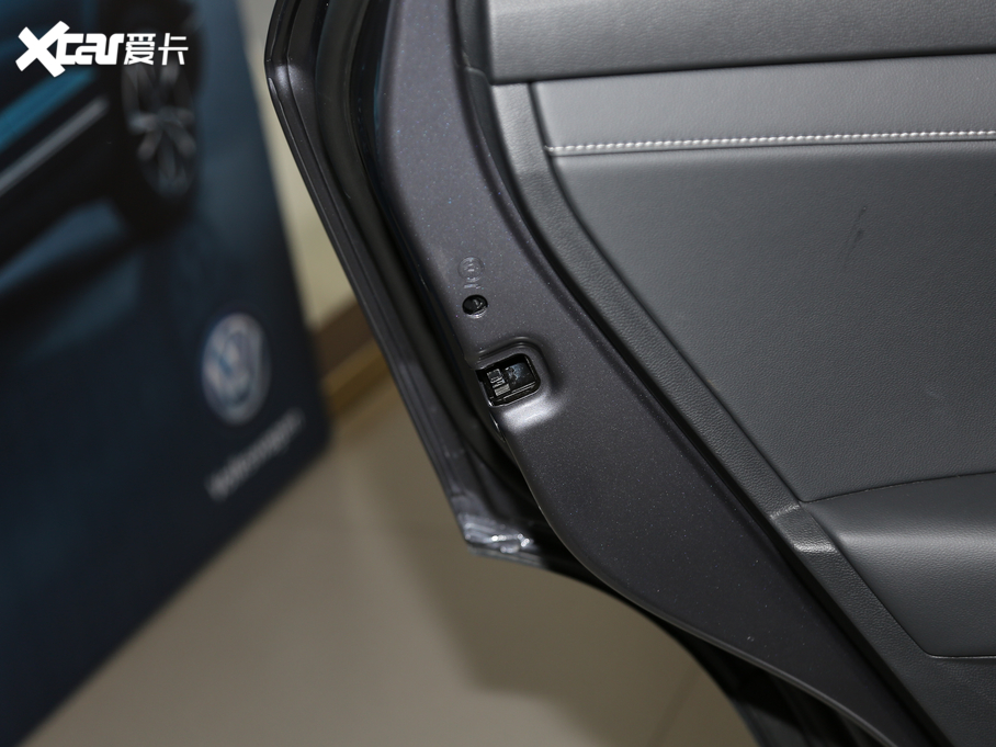 2019; 280TSI R-Line