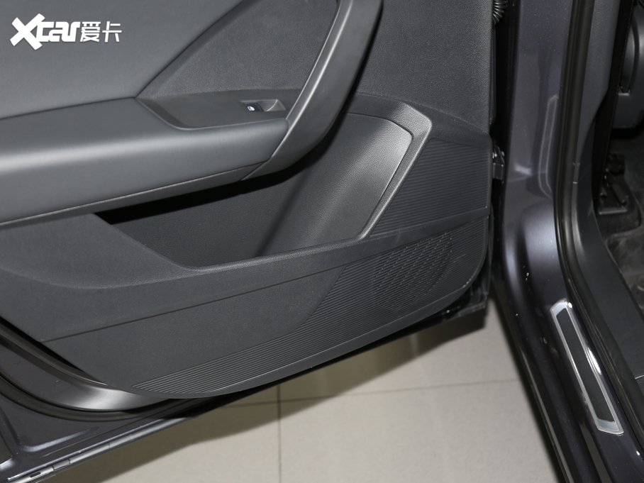 2019; 280TSI R-Line