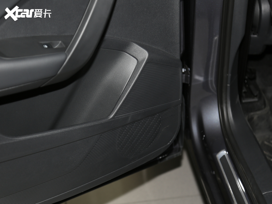 2019; 280TSI R-Line