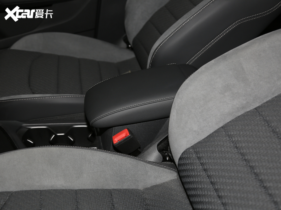 2019; 280TSI R-Line