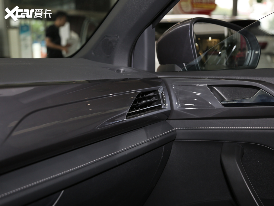 2019; 280TSI R-Line