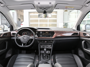 2019款280TSI 豪华版 内饰全景
