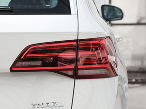 2019款280TSI 舒适版 国VI 尾灯