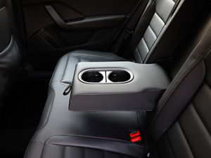2019款280TSI 舒适版 国VI 后排中央扶手