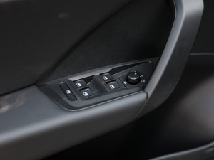 2019款280TSI 舒适版 国VI 主驾车窗控制区	