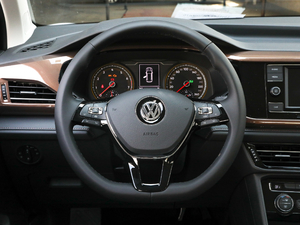 2019款280TSI 舒适版 国VI 方向盘