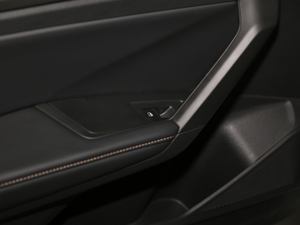 20181.5L Ԅm V п؅^