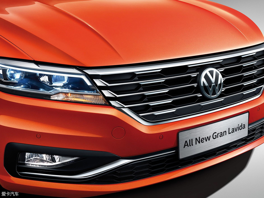 2018݃Ɏ 280TSI DSGA V