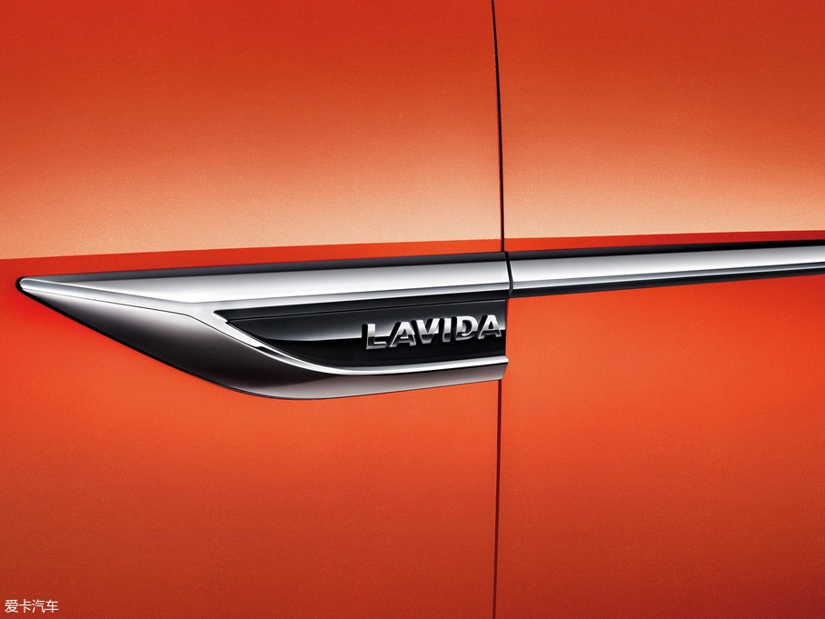 2018݃Ɏ 280TSI DSGA V