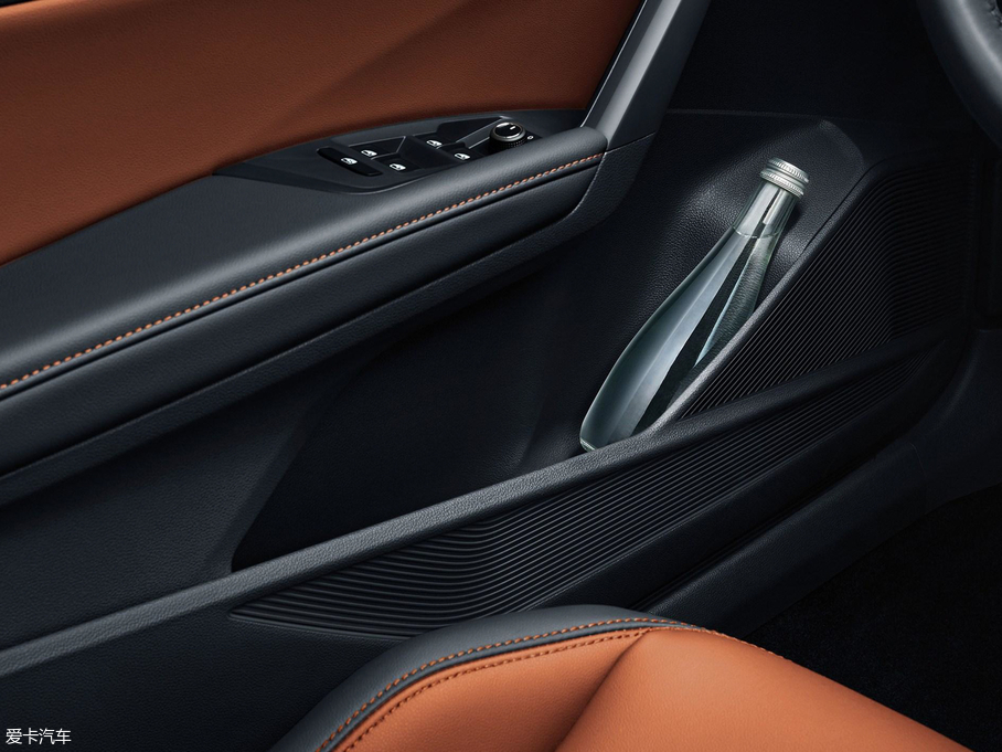 2018݃Ɏ 280TSI DSGA V