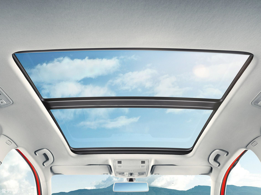 2018݃Ɏ 280TSI DSGA (gu)V